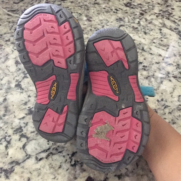 Keens - Picture 4 of 4